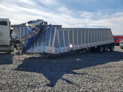1T92C503XT0****** 2026 Cornhusker Trailer