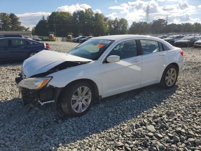 1C3CCBAB4DN****** 2013 Chrysler 200