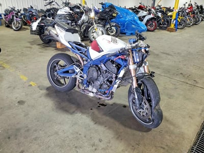 SMTD00NSXBJ****** 2011 Triumph Daytona