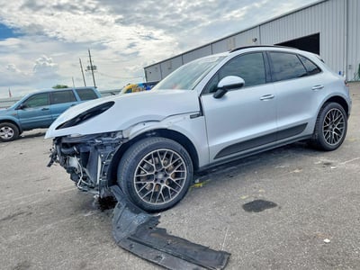 WP1AB2A52JL****** 2018 Porsche Macan