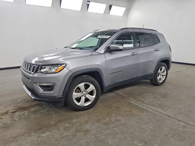 3C4NJCBB5JT****** 2018 Jeep Compass