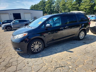 5TDYZ3DCXHS****** 2017 Toyota Sienna