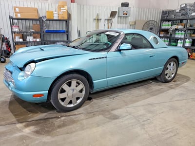1FAHP60AX2Y****** 2002 Ford Thunderbird