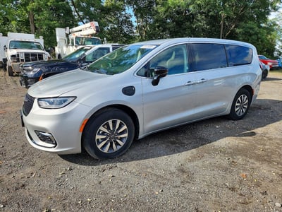 2C4RC1S76RR****** 2024 Chrysler Pacifica Hybrid