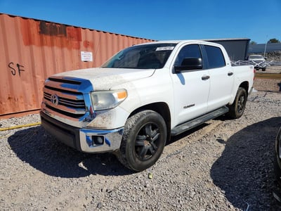 5TFEM5F11GX****** 2016 Toyota Tundra