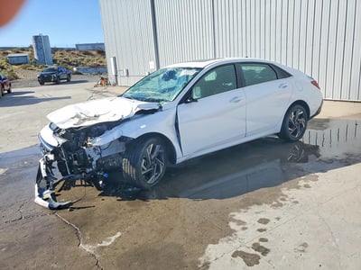 2025 Hyundai Elantra Hybrid