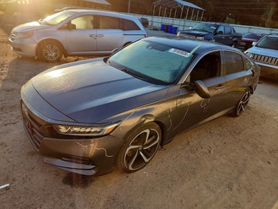 1HGCV1F32JA****** 2018 Honda Accord