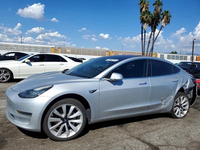 5YJ3E1EAXJF****** 2018 Tesla Model 3