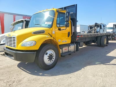 3ALACWFBXLD****** 2020 Freightliner M2 106 Medium Duty
