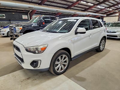 4A4AR4AUXFE****** 2015 Mitsubishi Outlander