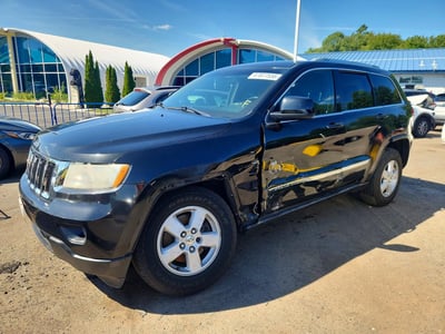 1J4RR4GG1BC****** 2011 Jeep Grand Cherokee