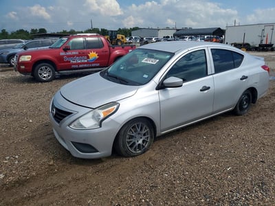 2016 Nissan Versa