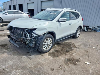 KNMAT2MV7HP****** 2017 Nissan Rogue