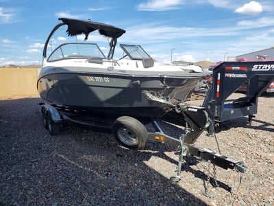 YAMC033***** 2016 Yamaha Boat