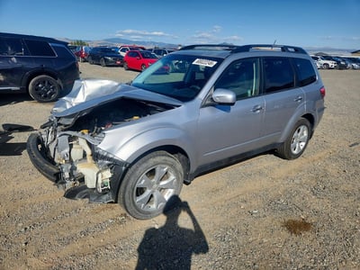 JF2SHADC4DH****** 2013 Subaru Forester