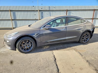 5YJ3E1EB2JF****** 2018 Tesla Model 3