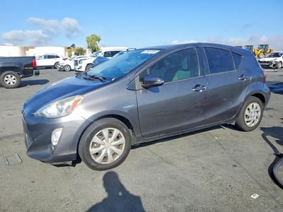 JTDKDTB36F1****** 2015 Toyota Prius C