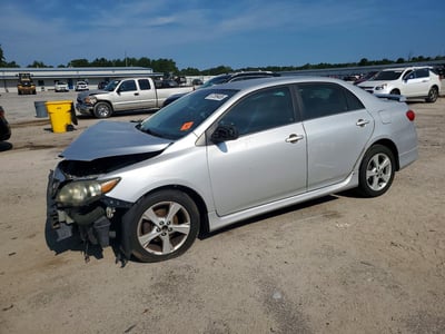 5YFBU4EE4DP****** 2013 Toyota Corolla