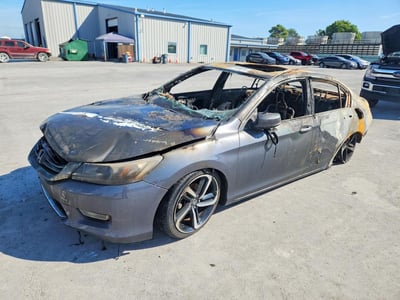 1HGCR2F89DA****** 2013 Honda Accord