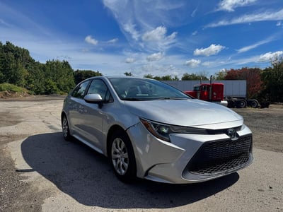 5YFEPMAE7NP****** 2022 Toyota Corolla