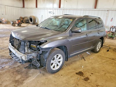 5TDBK3EH9BS****** 2011 Toyota Highlander