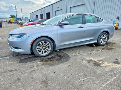 1C3CCCAB5GN****** 2016 Chrysler 200