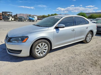 1VWAT7A31FC****** 2015 Volkswagen Passat
