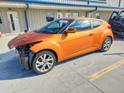 KMHTC6AD4GU****** 2016 Hyundai Veloster