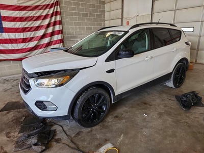 1FMCU0GD9JU****** 2018 Ford Escape