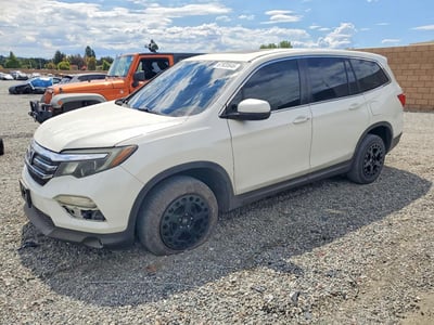 5FNYF6H5XGB****** 2016 Honda Pilot