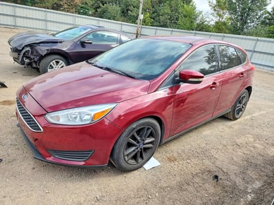 1FADP3K27FL****** 2015 Ford Focus