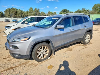 1C4PJLCS0HW****** 2017 Jeep Cherokee