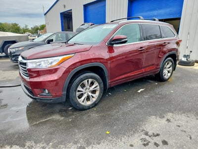 5TDJKRFH2FS****** 2015 Toyota Highlander
