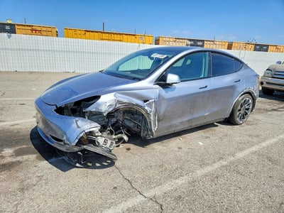 7SAYGDEE8RA****** 2024 Tesla Model Y