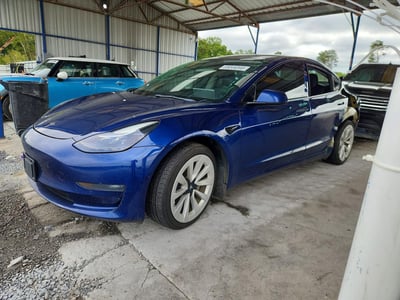5YJ3E1EAXNF****** 2022 Tesla Model 3
