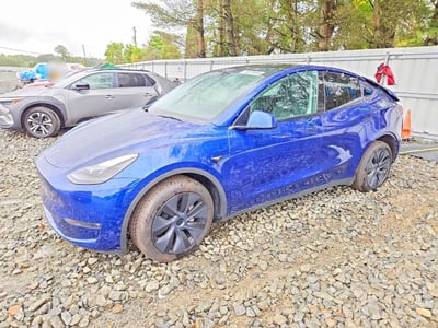 7SAYGDEE7RF****** 2024 Tesla Model Y
