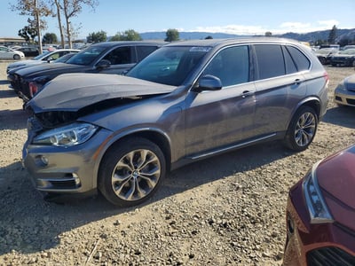 5UXKT0C58G0****** 2016 BMW X5
