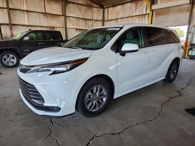 5TDKRKEC4PS****** 2023 Toyota Sienna