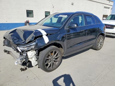 WA1ECCFS1JR****** 2018 Audi Q3