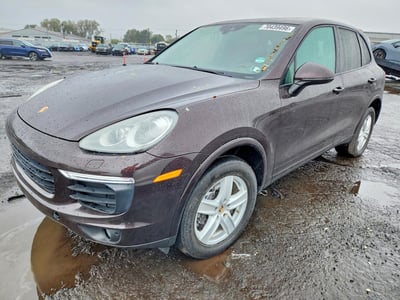 WP1AA2A25HK****** 2017 Porsche Cayenne