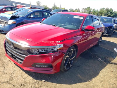 1HGCV1F31JA****** 2018 Honda Accord