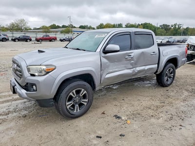 5TFAZ5CN5HX****** 2017 Toyota Tacoma