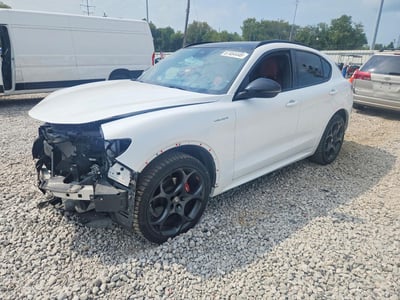 ZASPAKBN8R7****** 2024 Alfa Romeo Stelvio