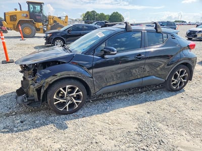 NMTKHMBX1JR****** 2018 Toyota C-HR