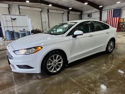 3FA6P0H70HR****** 2017 Ford Fusion