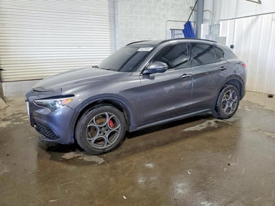 ZASFAKPN1J7****** 2018 Alfa Romeo Stelvio