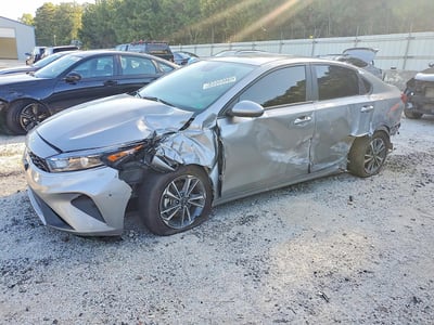 3KPF24AD5RE****** 2024 Kia Forte