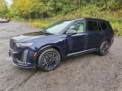 1GYKPGRS7MZ****** 2021 Cadillac XT6