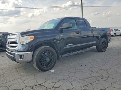 5TFRW5F1XHX****** 2017 Toyota Tundra