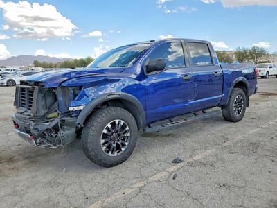 1N6AA1ED1MN****** 2021 Nissan Titan
